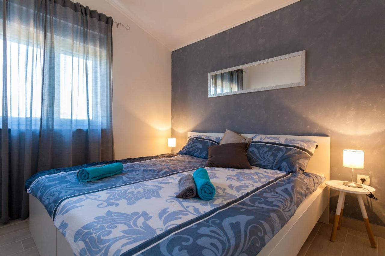 Apartments Didi 奥米沙利 外观 照片